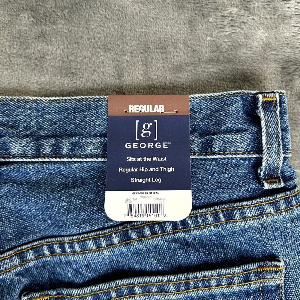 NWT George Men’s Regular Fit Straight Jeans Medium Wash Size 31x30